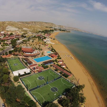 Hotel Villaggio Casarossa Crotone Dış mekan fotoğraf