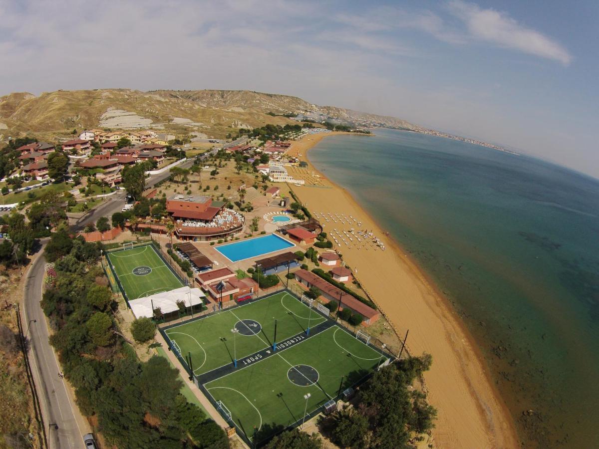 Hotel Villaggio Casarossa Crotone Dış mekan fotoğraf